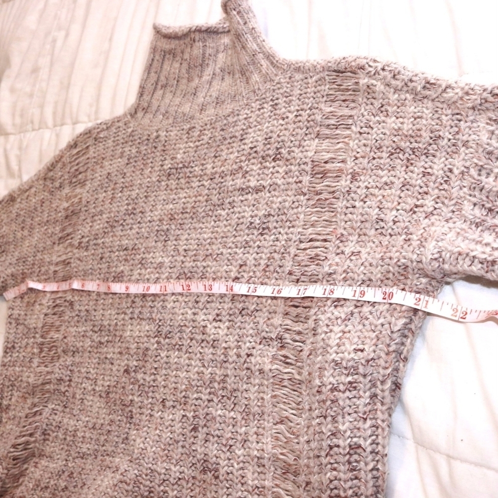 Express Wool High Neck Chunky Knit Pullover Sweater, Medium Color: Beige - Picture 6 of 8